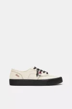 Zapatillas adorno STWD